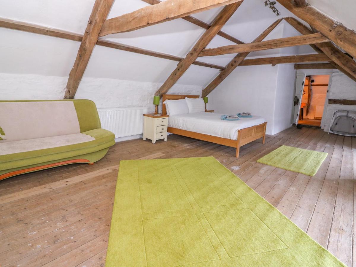 Llwyncadfor Farm Villa Llangunllo Kültér fotó