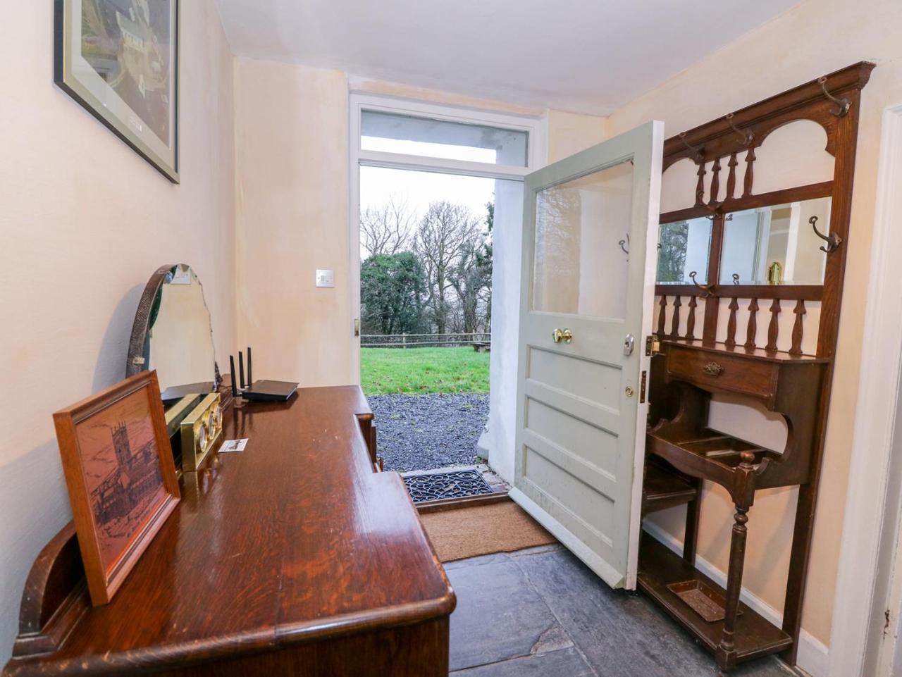 Llwyncadfor Farm Villa Llangunllo Kültér fotó