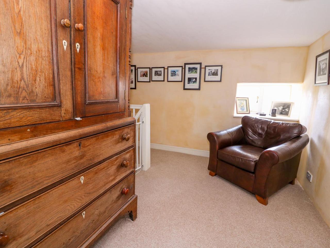 Llwyncadfor Farm Villa Llangunllo Kültér fotó