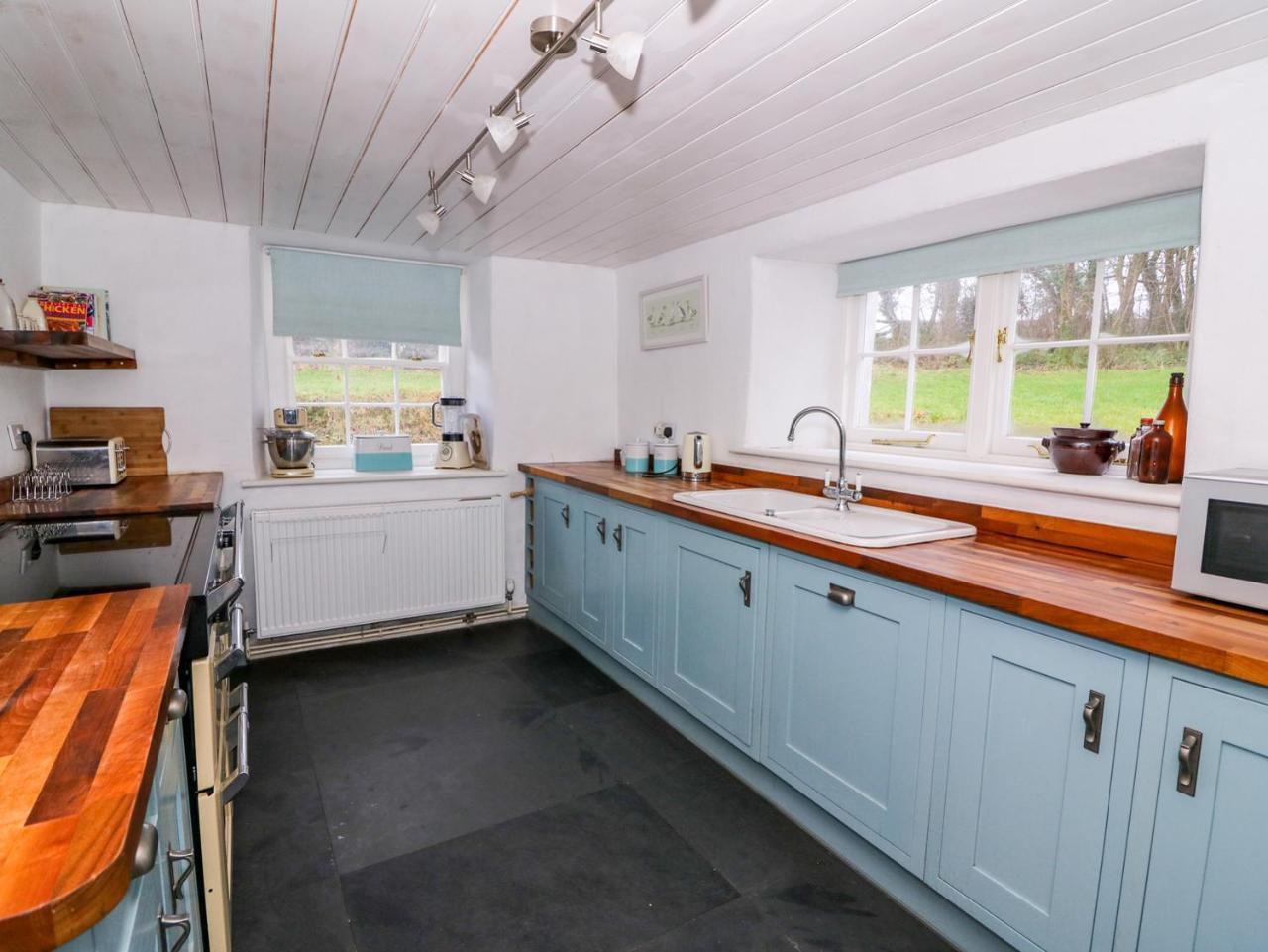 Llwyncadfor Farm Villa Llangunllo Kültér fotó