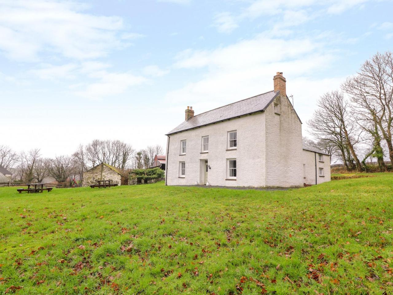Llwyncadfor Farm Villa Llangunllo Kültér fotó