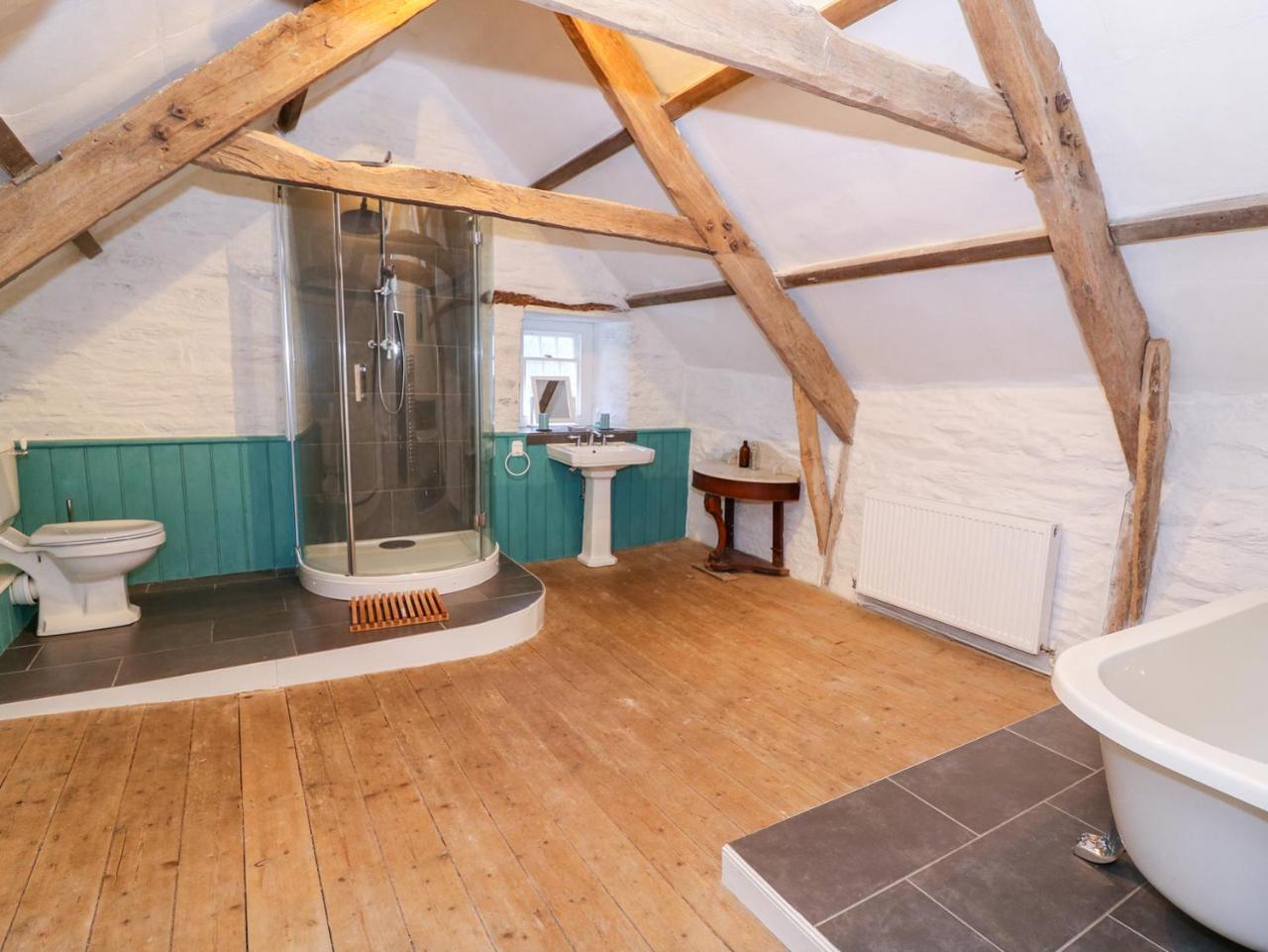 Llwyncadfor Farm Villa Llangunllo Kültér fotó