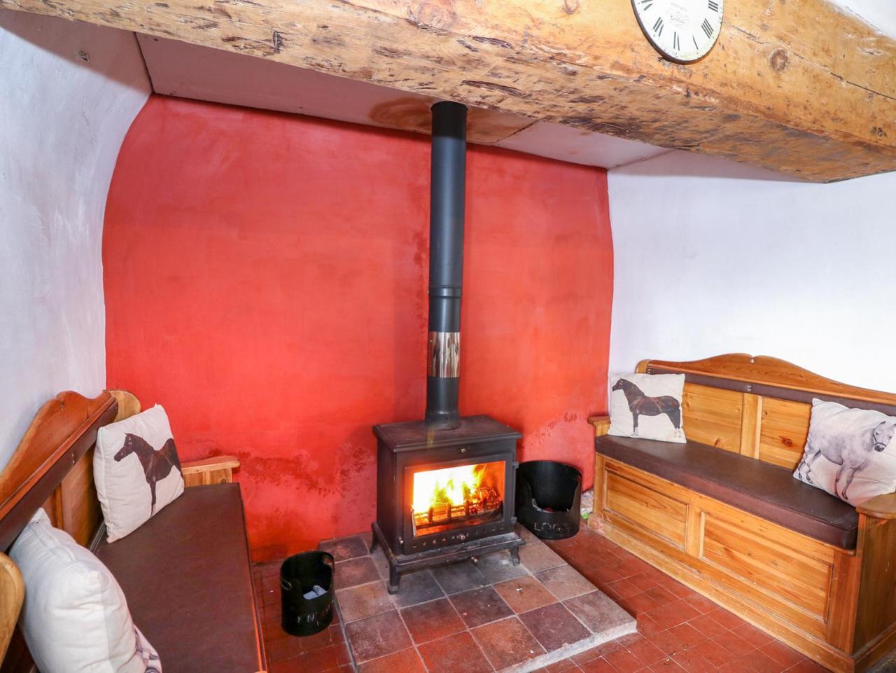 Llwyncadfor Farm Villa Llangunllo Kültér fotó